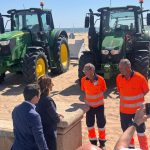 Fovasa Medioambiente refuerza la limpieza de playas en València con un operativo especial durante la temporada alta
